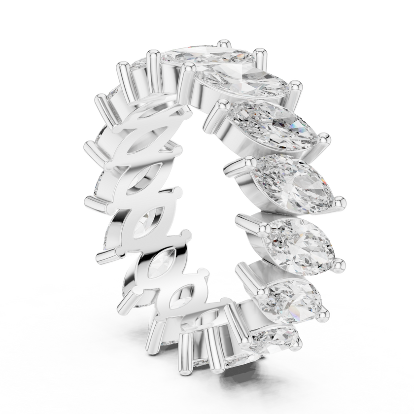 Queen Diamond Ring